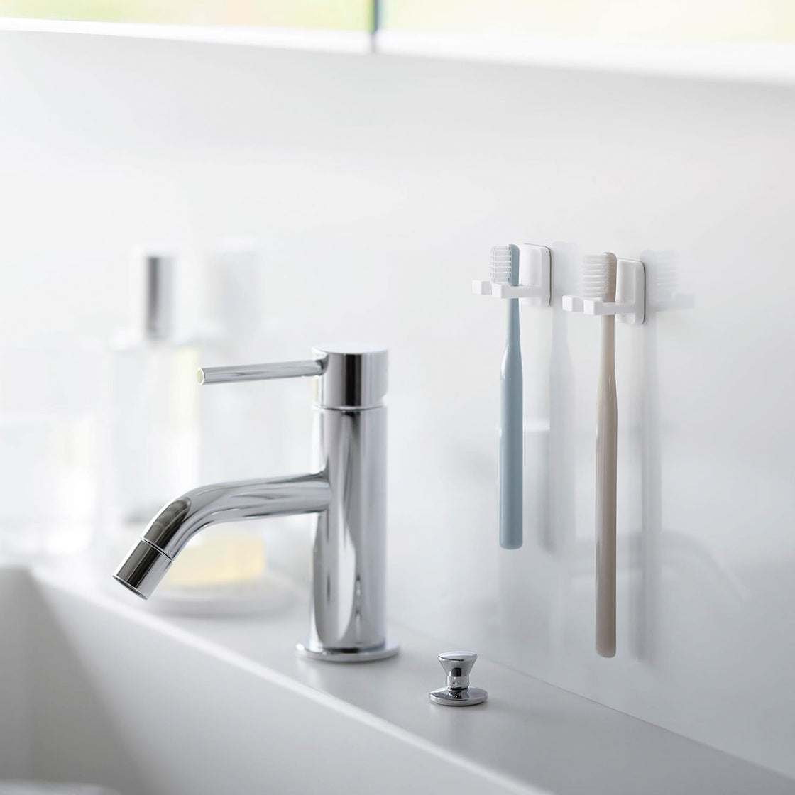 10033_main_image1.jpg
