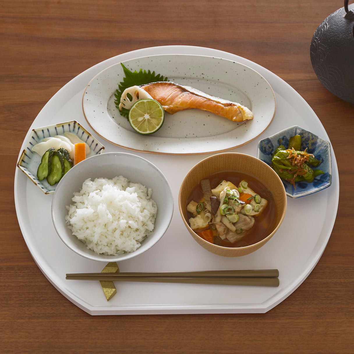 10585_desc4_main.jpg